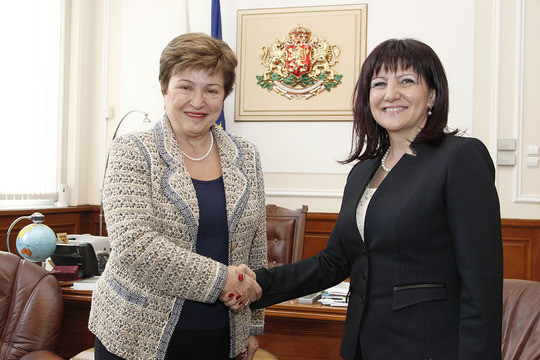 Speaker of Parliament Tsveta Karayancheva and World Bank CEO Kristalina Georgieva discuss the Presidency of the Council of the EU and opportunities for improving transport connectivity of the Western Balkan states